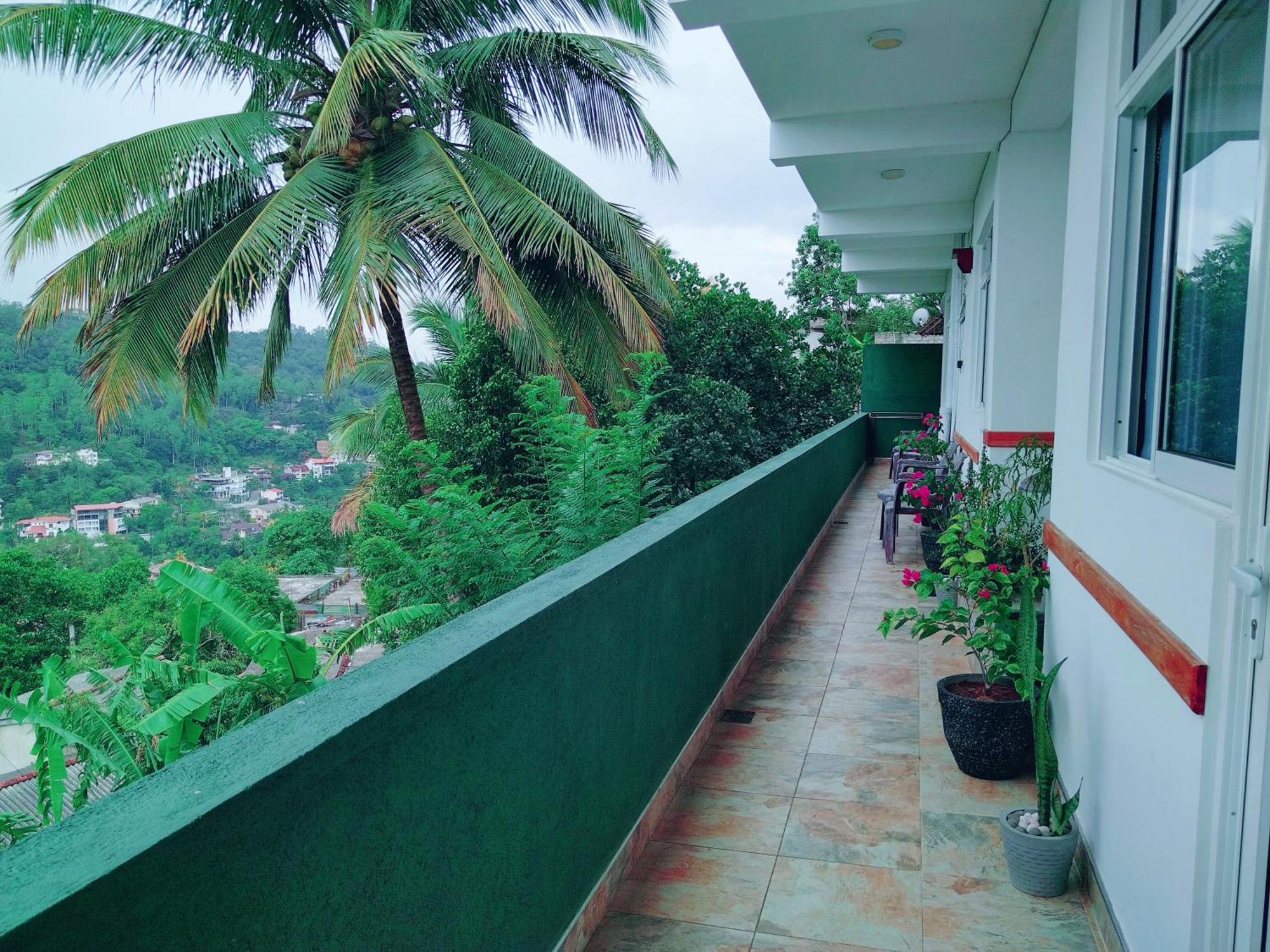 Mountain View Hotel Kandy Exterior photo