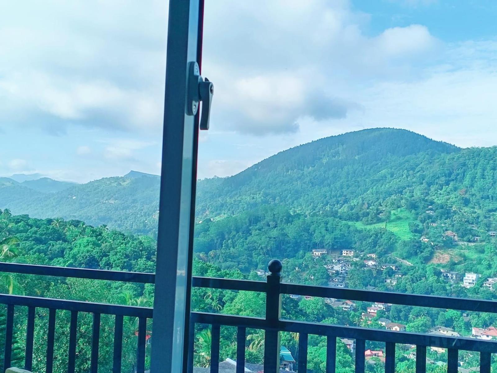 Mountain View Hotel Kandy Exterior photo